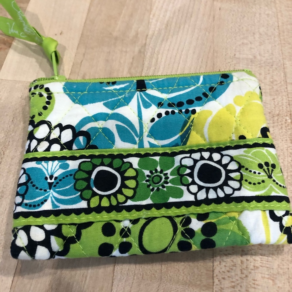VERA BRADLEY -NEW! Small, zippered pouch. Lime green color.